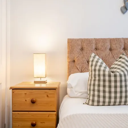 The Shambles - Merchants Rest *